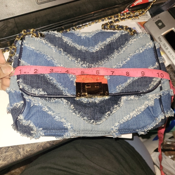 Michael Kors Blue and Gold Crossbody Bag with Chain Strap - Picture 8 of 9